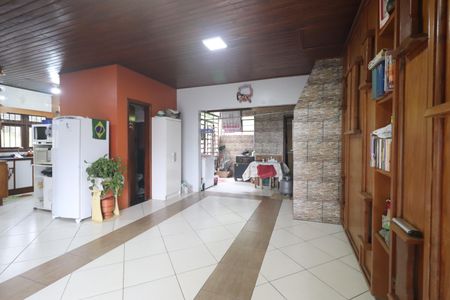 Casa à venda com 231m², 5 quartos e 2 vagasCozinha