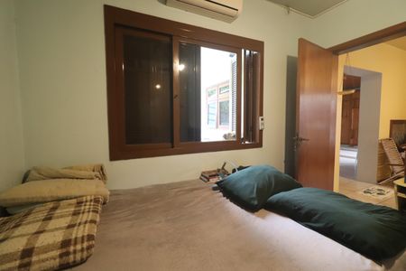 Casa à venda com 231m², 5 quartos e 2 vagasQuarto 02