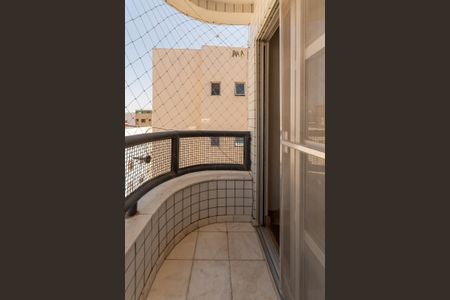 Apartamento à venda com 85m², 3 quartos e 2 vagasVaranda da Suíte