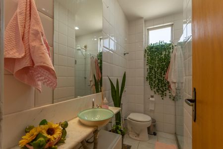 Apartamento à venda com 85m², 3 quartos e 2 vagasBanheiro Social