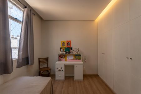 Apartamento à venda com 85m², 3 quartos e 2 vagasQuarto 1