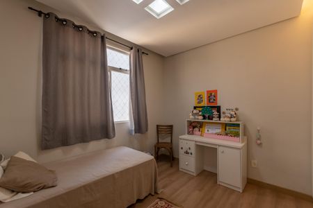 Apartamento à venda com 85m², 3 quartos e 2 vagasQuarto 1