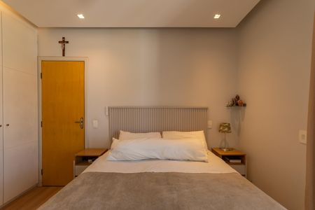 Apartamento à venda com 85m², 3 quartos e 2 vagasSuíte