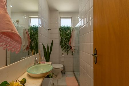 Apartamento à venda com 85m², 3 quartos e 2 vagasBanheiro Social