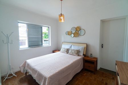 Casa à venda com 186m², 3 quartos e 2 vagas Casa à venda com 186m², 3 quartos e 2 vagasSuite