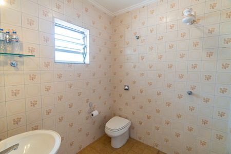 Casa à venda com 186m², 3 quartos e 2 vagas Casa à venda com 186m², 3 quartos e 2 vagasBanheiro da Suíte