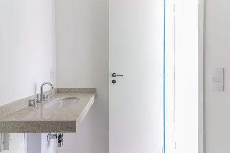 Apartamento à venda com 58m², 2 quartos e 1 vaga Apartamento à venda com 58m², 2 quartos e 1 vagaBanheiro da Suíte