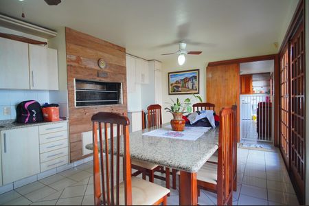 Casa à venda com 493m², 6 quartos e 3 vagasCozinha 1