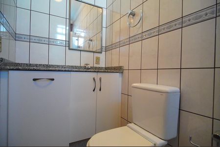 Casa à venda com 493m², 6 quartos e 3 vagasBanheiro da Suíte 1