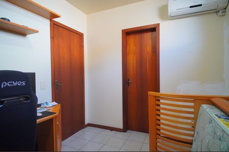 Casa à venda com 493m², 6 quartos e 3 vagasQuarto 1