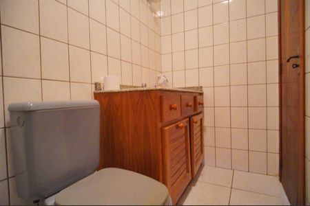 Casa à venda com 493m², 6 quartos e 3 vagasBanheiro de serviço