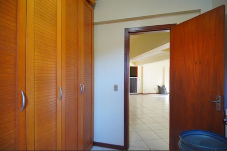 Casa à venda com 493m², 6 quartos e 3 vagasQuarto 2