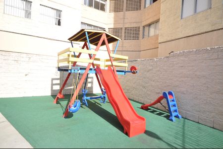 Apartamento à venda com 80m², 3 quartos e 1 vagaÁrea comum - Playground