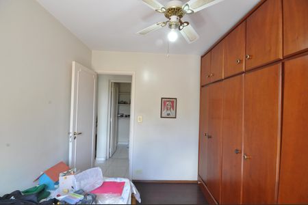 Apartamento à venda com 80m², 3 quartos e 1 vagaQuarto 2