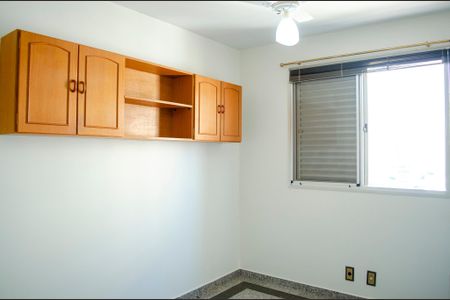 Apartamento para alugar com 98m², 3 quartos e 1 vaga Apartamento para alugar com 98m², 3 quartos e 1 vagaQuarto 2