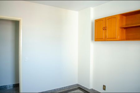 Apartamento para alugar com 98m², 3 quartos e 1 vaga Apartamento para alugar com 98m², 3 quartos e 1 vagaQuarto 2