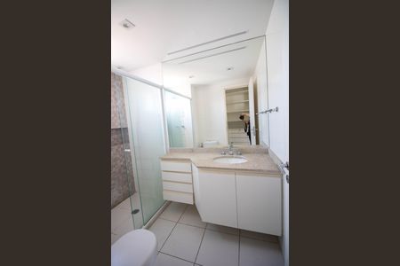 Apartamento à venda com 139m², 3 quartos e 2 vagas Apartamento à venda com 139m², 3 quartos e 2 vagasBanheiro da Suíte 3