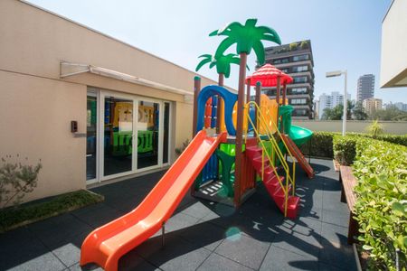 Apartamento à venda com 139m², 3 quartos e 2 vagas Apartamento à venda com 139m², 3 quartos e 2 vagasÁrea comum