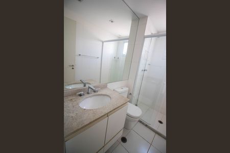 Apartamento à venda com 139m², 3 quartos e 2 vagas Apartamento à venda com 139m², 3 quartos e 2 vagasBanheiro da Suíte 1