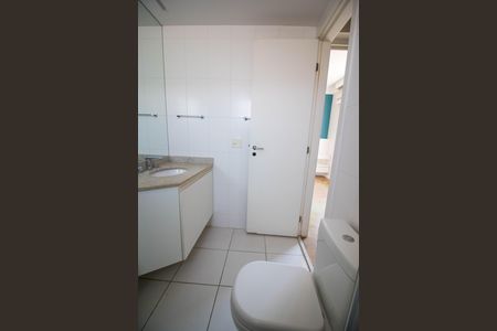 Apartamento à venda com 139m², 3 quartos e 2 vagas Apartamento à venda com 139m², 3 quartos e 2 vagasBanheiro da Suíte 3