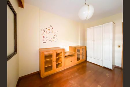 Apartamento para alugar com 139m², 4 quartos e 3 vagas Apartamento para alugar com 139m², 4 quartos e 3 vagasQuarto 2