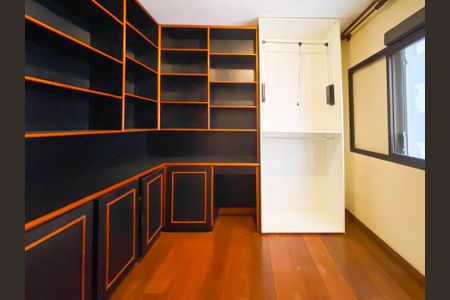 Apartamento para alugar com 139m², 4 quartos e 3 vagas Apartamento para alugar com 139m², 4 quartos e 3 vagasQuarto 1