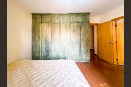 Apartamento para alugar com 139m², 4 quartos e 3 vagas Apartamento para alugar com 139m², 4 quartos e 3 vagasSuíte