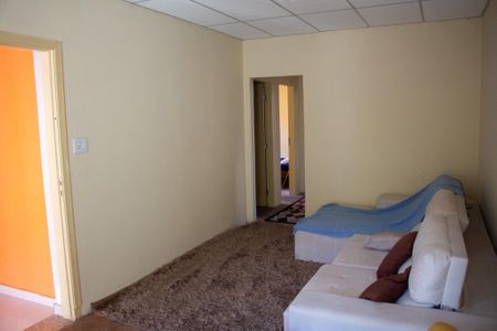 Sala de casa para alugar com 2 quartos, 115m² em Centro Alto, Ribeirão Pires