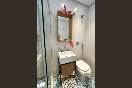 Apartamento à venda com 128m², 2 quartos e 1 vaga Apartamento à venda com 128m², 2 quartos e 1 vagaBanheiro Social