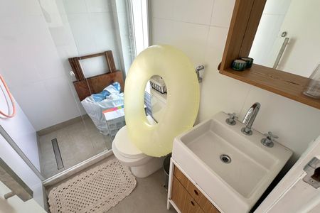 Apartamento à venda com 128m², 2 quartos e 1 vaga Apartamento à venda com 128m², 2 quartos e 1 vagaÁrea externa - Banheiro 04