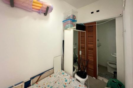 Apartamento à venda com 128m², 2 quartos e 1 vaga Apartamento à venda com 128m², 2 quartos e 1 vagaQuarto de Serviço