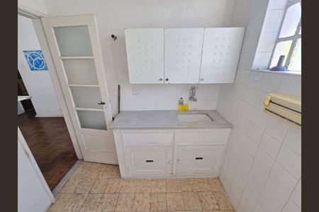 Apartamento à venda com 46m², 1 quarto e sem vaga