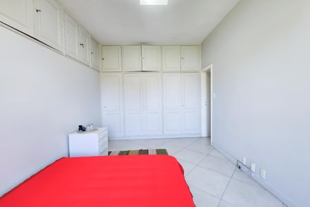 Apartamento à venda com 282m², 3 quartos e 2 vagas Apartamento à venda com 282m², 3 quartos e 2 vagasQuarto 2