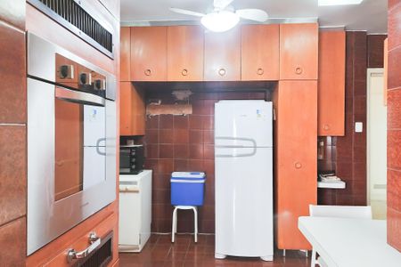 Apartamento à venda com 282m², 3 quartos e 2 vagas Apartamento à venda com 282m², 3 quartos e 2 vagasCozinha