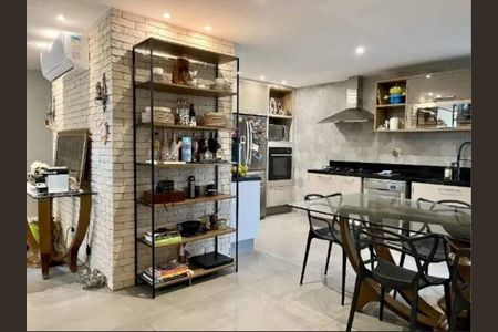 Apartamento à venda com 3 quartos, 214m² em R. dos Bandeirantes, Rio de Janeiro