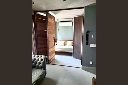 Apartamento à venda com 1 quarto, 74m² em Jardim das Acacias, São Paulo
