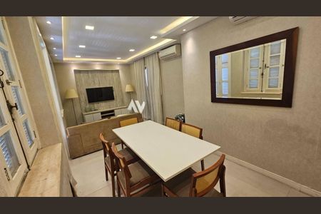 Casa à venda com 235m², 3 quartos e 1 vaga