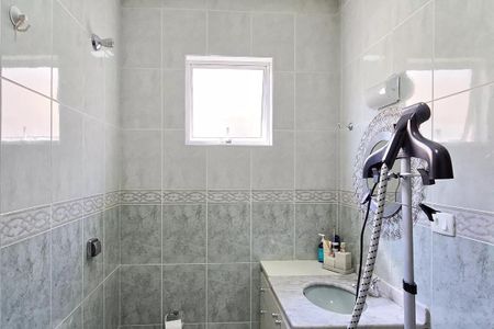 Casa à venda com 165m², 3 quartos e 2 vagas