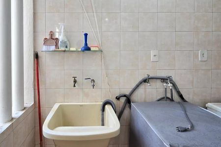 Casa à venda com 165m², 3 quartos e 2 vagas