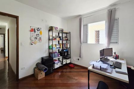 Casa à venda com 165m², 3 quartos e 2 vagas