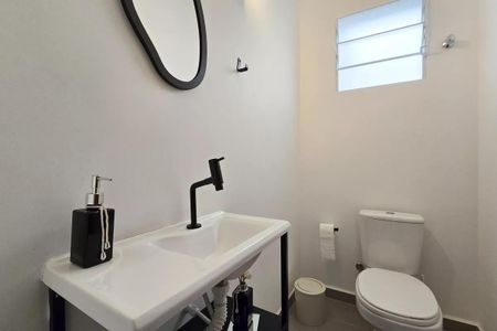 Casa à venda com 165m², 3 quartos e 2 vagas