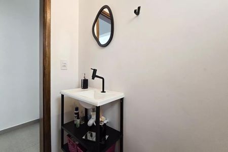 Casa à venda com 165m², 3 quartos e 2 vagas