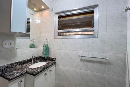 Banheiro de apartamento para alugar com 1 quarto, 62m² em Vila Mariana, São Paulo