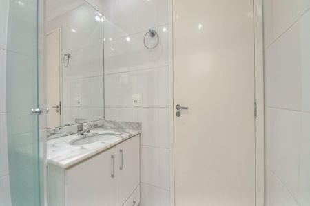 Apartamento à venda com 71m², 3 quartos e 1 vaga Apartamento à venda com 71m², 3 quartos e 1 vagaBanheiro