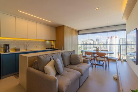 Sala/Cozinha de apartamento à venda com 1 quarto, 54m² em Vila Anglo Brasileira, São Paulo