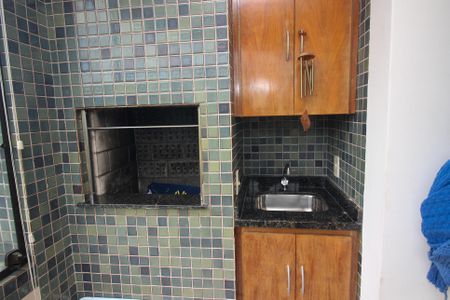 Apartamento à venda com 117m², 3 quartos e 2 vagas Apartamento à venda com 117m², 3 quartos e 2 vagasVaranda