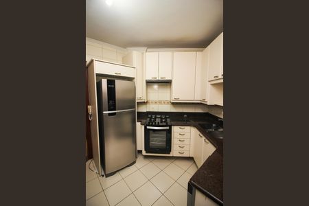 Apartamento à venda com 117m², 3 quartos e 2 vagas Apartamento à venda com 117m², 3 quartos e 2 vagasCozinha