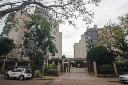 Apartamento à venda com 117m², 3 quartos e 2 vagas Apartamento à venda com 117m², 3 quartos e 2 vagasFachada do Condomínio