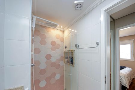 Apartamento à venda com 40m², 2 quartos e 1 vaga Apartamento à venda com 40m², 2 quartos e 1 vagaBanheiro Social