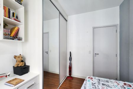 Apartamento à venda com 96m², 3 quartos e 2 vagasQuarto 2